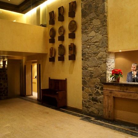 Atiram Patagonia Hotel Arinsal Exterior photo